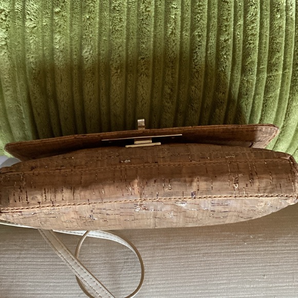 KATE SPADE CORK & GOLD LUREX CROSSBODY EUC - Picture 4 of 6